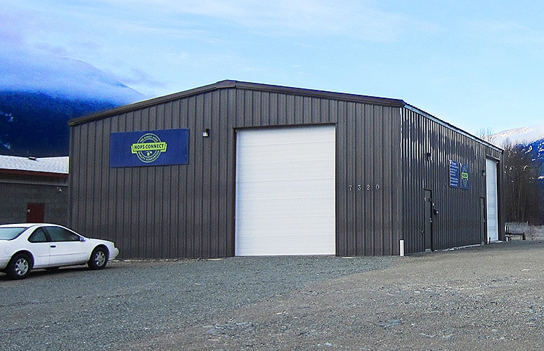 Types and Features of Steel & Metal Garage Buildings 6 Features and Types of Metal Garages